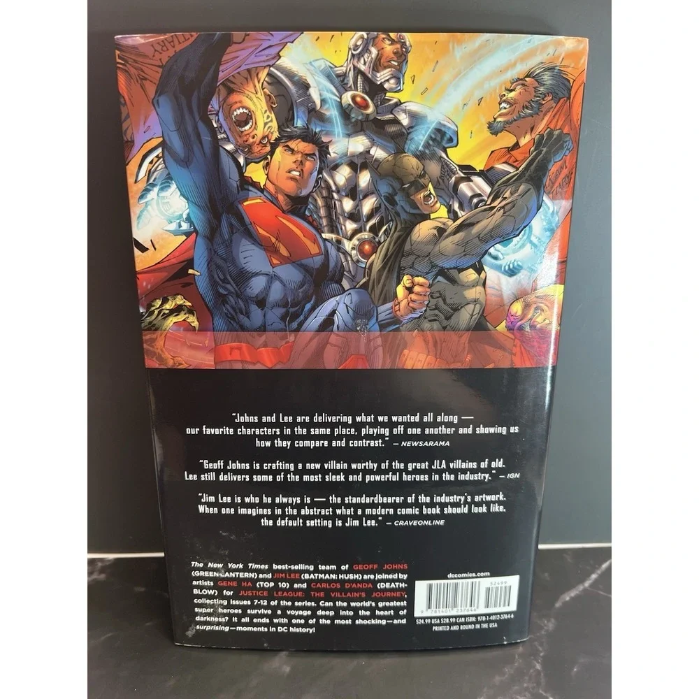 Justice League Volume 2: The‎ Villain's Journey HC (The New 52) by Johns, Geoff